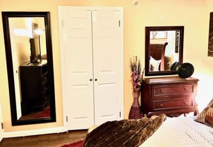 Charity'S Haven II Apartment Waldorf Exterior photo